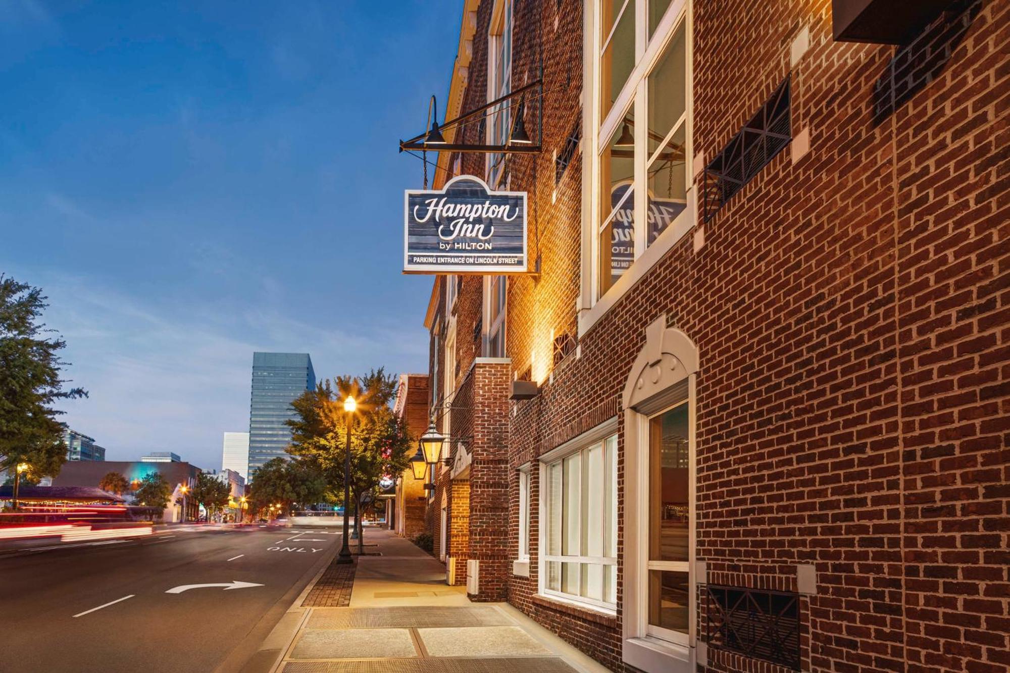 Hampton Inn Columbia-Downtown Historic District Exterior photo