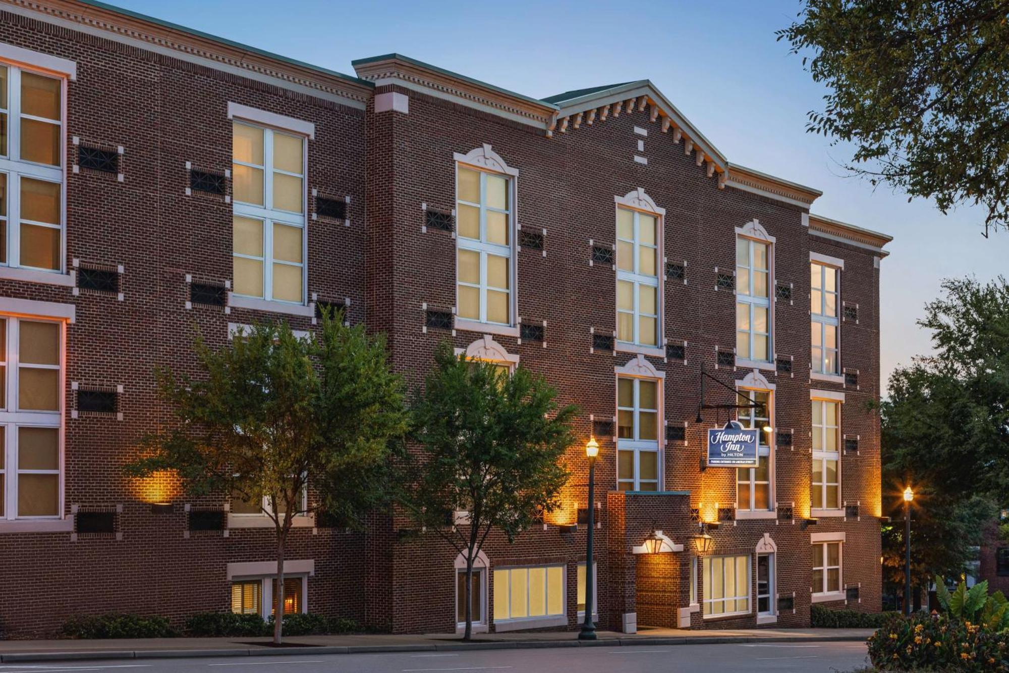 Hampton Inn Columbia-Downtown Historic District Exterior photo